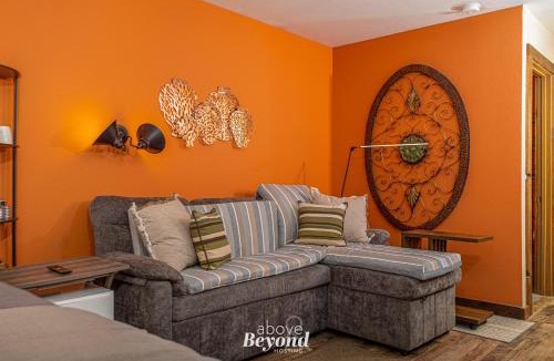 Indian Point House | Sunset Trails Cozy Clean Condo minutes to SDC! Amazing Deal!