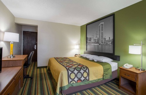 College Park Hotel | Super 8 by Wyndham College Park Wash DC Area