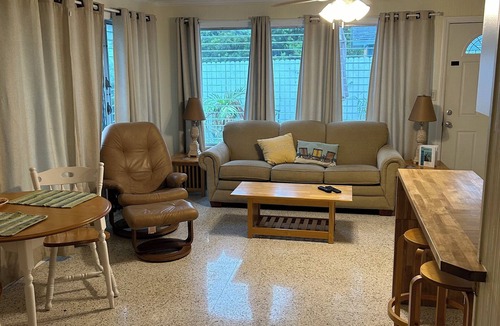 Jensen Beach Cottage | Sweet Memories @ Pelican's Rest