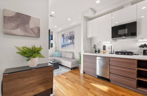 Fenway–Kenmore Apartment | Symple Live
