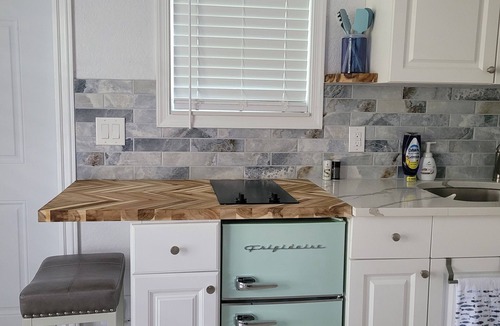 Boynton Beach Apartment | Take it easy at this cozy little getaway in a quiet residential neighborhood