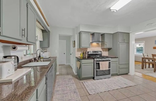 Sullivan House | Taunton Bay Retreat | Private Shore Access