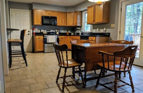 Millville House | Terra Alta - Incredible River Views and Hot Tub!