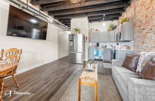 Baird Apartment | Texas Cactus