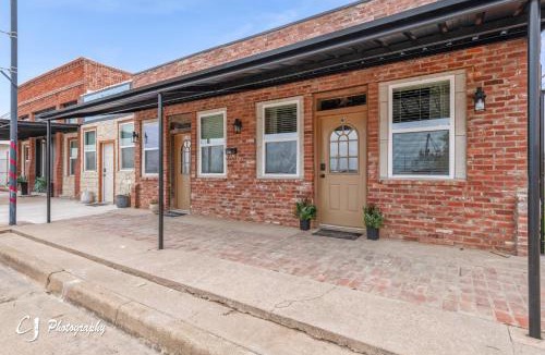 Baird Apartment | Texas Cactus