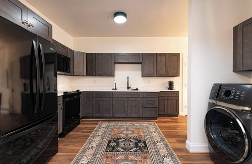 Onancock Apartment | The 1930 - Short Stays on Market