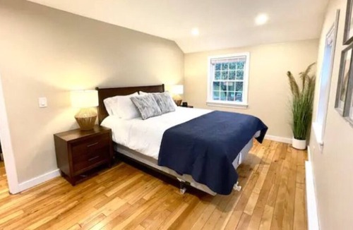 Bath Apartment | The Bath House - 2 Bedroom - Bowdoin, Mins to DNTN