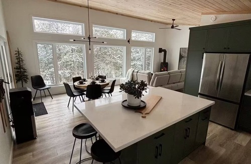 Irondale Cottage | The Beech Lakehouse
