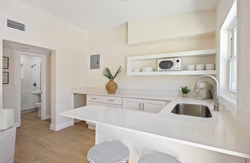 Parsuns To Cocoa Beach Apartment | The Drift
