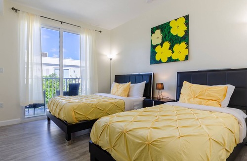 Princeton House | The Great Maison La Bicyclette 4BD by Zoo MIA Keys
