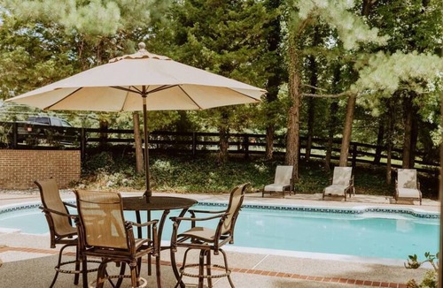 Purcellville Villa | The Hemlock Manor -Elegant Tudor Home w/Pool and Sport Court