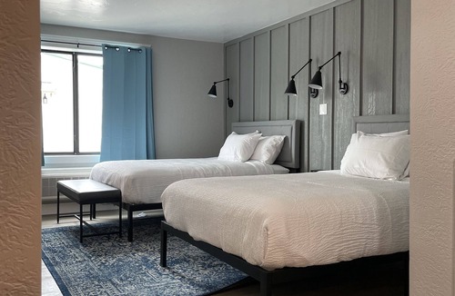 Petersburg Hotel | The Hermitage Inn and Taphouse