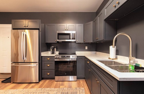 Onancock Apartment | The Lilliston - Short Stays on Market