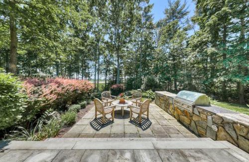 Kittery Point House | The Lodge at Seapoint Beach