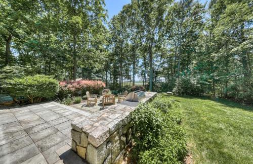 Kittery Point House | The Lodge at Seapoint Beach