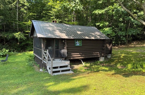 Industry Cabin | The Love Nest - a Cozy Lakefront Log Cabin