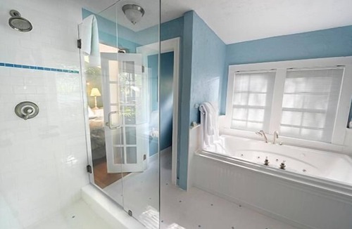 Parrot Cove House | The Mango Inn Bed & Breakfast