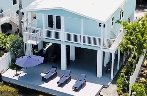 Bay Point House | The oasis-waterfront house