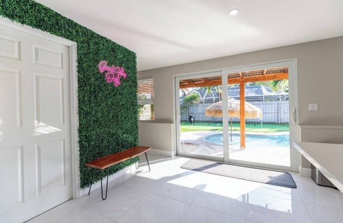 Florida North Atlantic Coast Villa | The Palm Garden · Palm Beach Villa Retreat w Pool: Near Beach & Golf