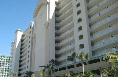 Orange Beach East Condo | The perfect beach getaway awaits!