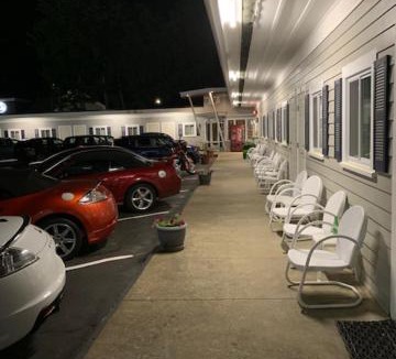 Southern Coast Hotel | The Saco Motel