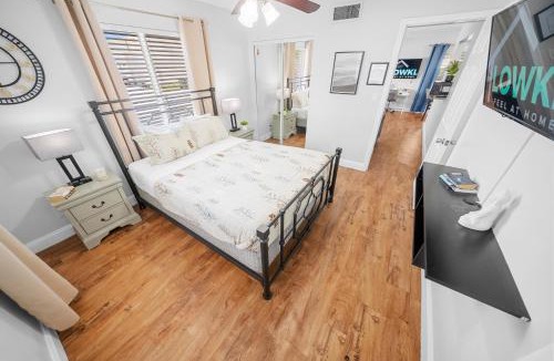 Central Oakland Park Apartment | The Victor Apartments By Lowkl