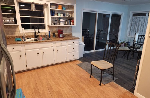 Greers Ferry House | This is Deep Chill! Relax in the hot tub or walk 3 minutes to the lake.
