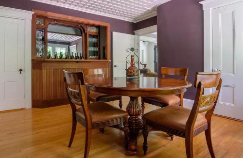 Durham House | Thompson Inn