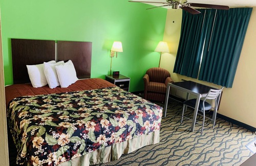 Liberal Hotel | Thunderbird Inn