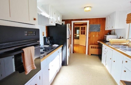 Tenants Harbor House | Tideriver, waterfront cottage in Maine