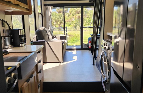 Fort Pierce House | Tiny home next to private pond on 1.75 acre fenced in homestead property.