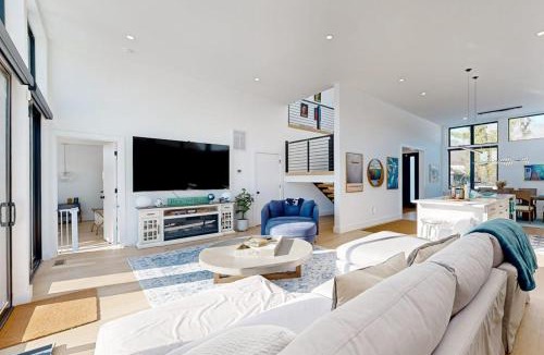 Rehoboth Beach House | Town of Rehoboth Beach - 19743 Norwood St.