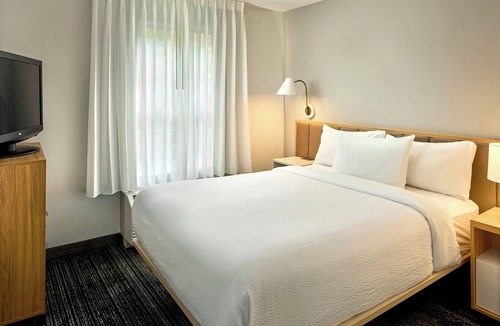 Bowie Hotel | TownePlace Suites Bowie Town Center