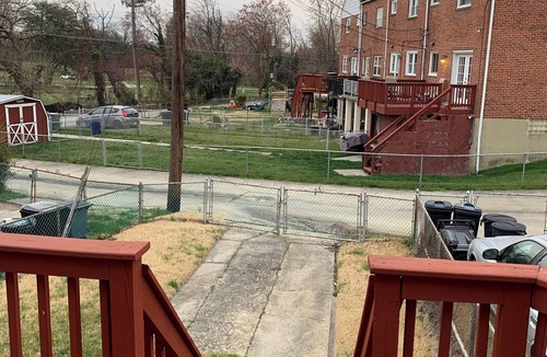 Parkville House | Townhouse near to Towson center and Parkville, EV charger available.