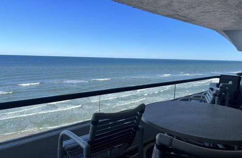 New Smyrna Beach Condo | TRADEWINDS - BEAUTIFUL DIRECT OCEANFRONT CONDO - New Smyrna Beach