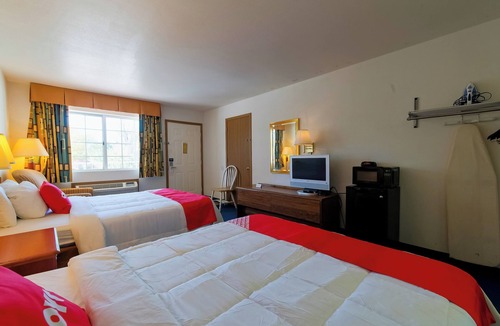 Eureka Springs Hotel | Tranquil Budget Escape Near Great Passion Play & Historic District