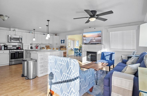 Selbyville House | Tranquil waterfront retreat - Dogs welcome, fast WiFi, off-season discounts