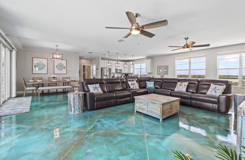 Little Torch Key House | Tranquility Bayview House-Ocean Front with pool, boat basin and boat ramp