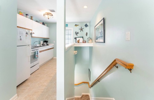 Truman Annex Condo | Tropical Condo Shared Pool + Near Duval St | Month-Long Stays | A Siesta Bay
