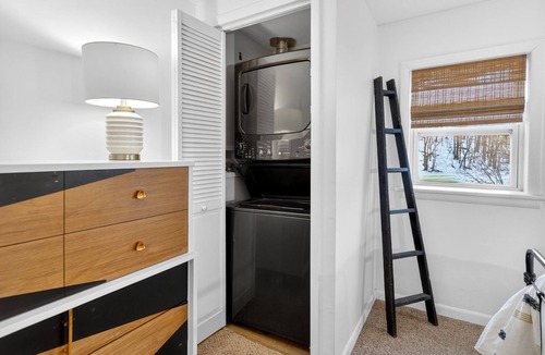 Troy House | Troy Retreat: Theater, Games & Parking