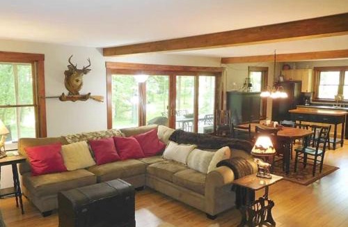 Gardiner House | Turtle Cove