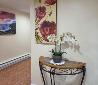 West Laurel Apartment | Two bedroom apartment in quiet neighborhood