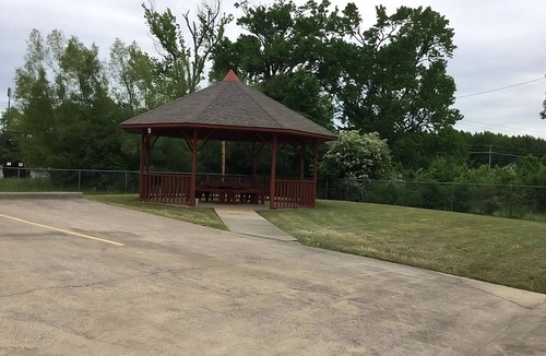 Cabot House | Two Units w/FREE Parking, FREE Breakfast! Pets are Welcome!