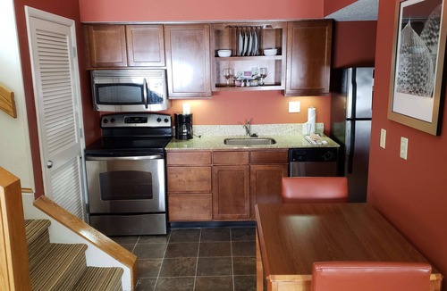Tysons Hotel | Tysons Corner Suites, A Baymont by Wyndham