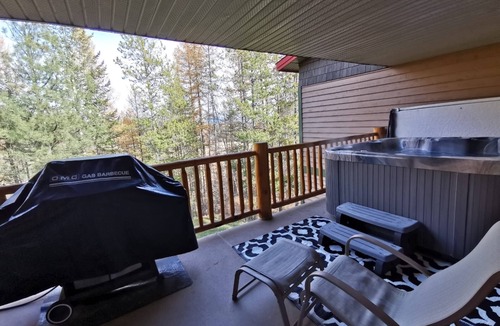 East Kootenay Condo | 🎿 Ultimate Side by Side Ski in/out condos, 6 🛌, 6 pullouts, 6 🛁, 2 hottubs