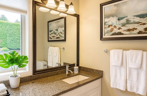 Dilworth Mountain Estates Bed & Breakfast | Under The Tree B&B