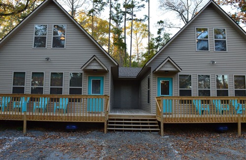 Edgemont House | Unit #1 Cozy Rustic Style Duplex near Greers Ferry Lake.