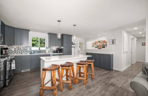 Spokane Valley House | Updated Spacious Home & Hot Tub