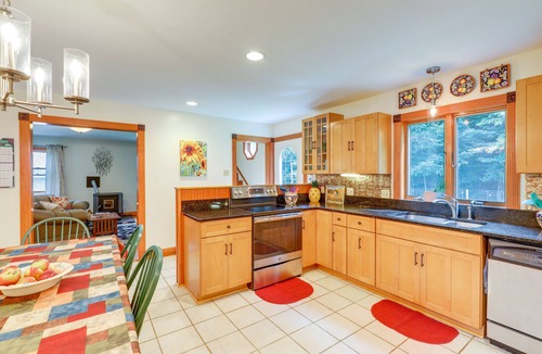 Plainfield House | Upper Valley Retreat on 15 Acres Near Dartmouth