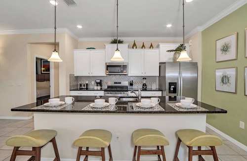 Loughman House | Villa! Private Pool & Game Room! Near Disney